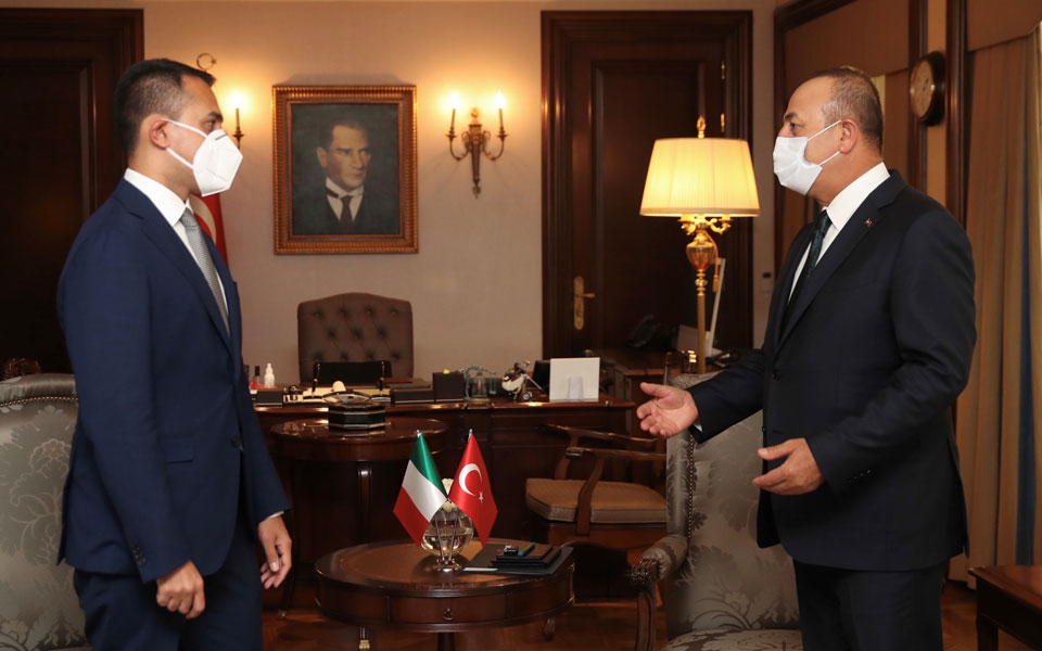 Τσαβούσογλου: H Τουρκία θα συνεργαστεί με Ιταλία για επίτευξη ειρήνης στη Λιβύη-1