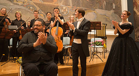 Η πνευματικότητα ενός Ελληνα συνθέτη αγγίζει το ρωσικό κοινό-1