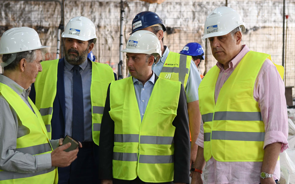 Στις σήραγγες και στα εργοτάξια του Μετρό Θεσσαλονίκης ο Γ.Γ. Υποδομών (φωτογραφίες – βίντεο)-1