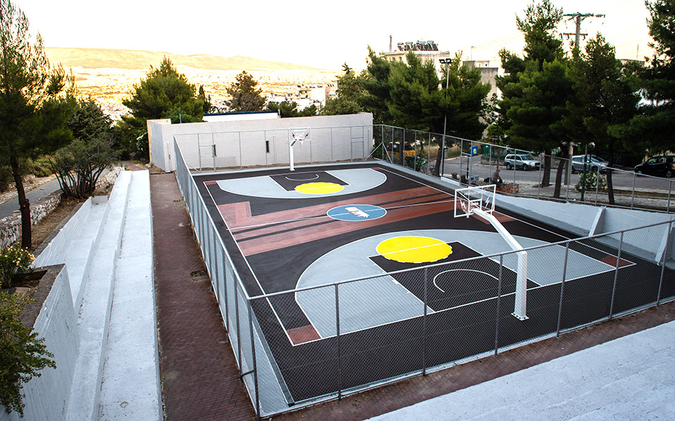 To Milko «κάνει αληθινό» το νέο Γήπεδο Μπάσκετ Αγίας Βαρβάρας!-1