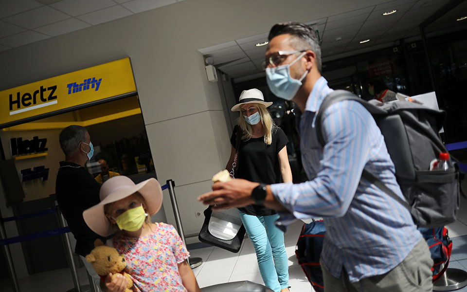 Αφίξεις 235 διεθνών πτήσεων αναμένονται σήμερα στην Ελλάδα – Επτά πλοία αύριο στο λιμάνι της Πάτρας-4