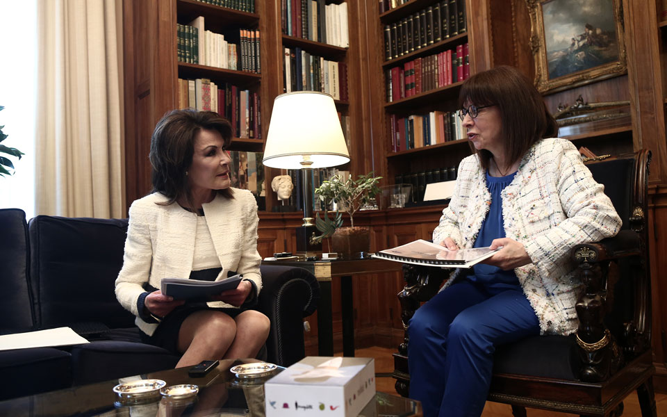 Συνάντηση Σακελλαροπούλου – Αγγελοπούλου για «Ελλάδα 2021» (φωτογραφίες)-1