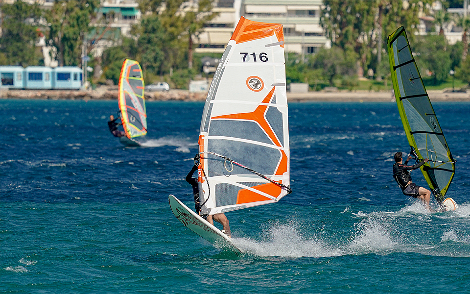 Το “Κ” / “ΤΑΞΙΔΙΑ”, αυτή την Κυριακή, είναι γεμάτο αυτοκίνητο!-14