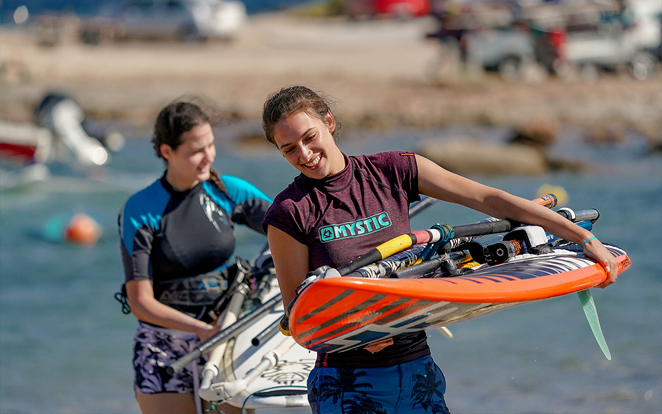 Το “Κ” / “ΤΑΞΙΔΙΑ”, αυτή την Κυριακή, είναι γεμάτο αυτοκίνητο!-15