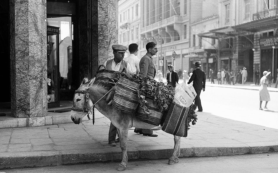 Εμπόριο μέσα στον χρόνο: Η κοινωνική ραχοκοκαλιά της Ελλάδας-1