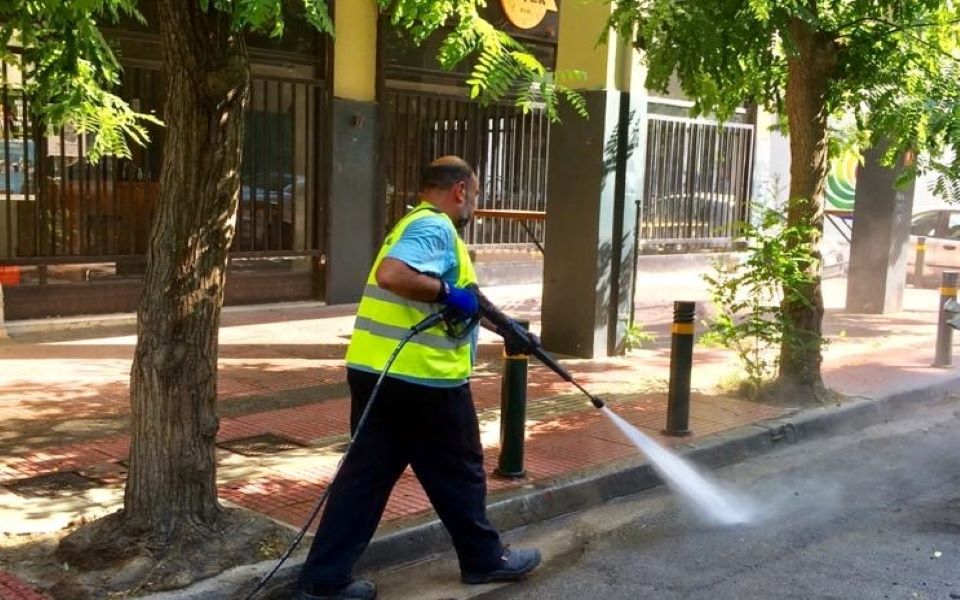 Κυριακάτικη καθαριότητα στο Μεταξουργείο (φωτογραφίες)-3