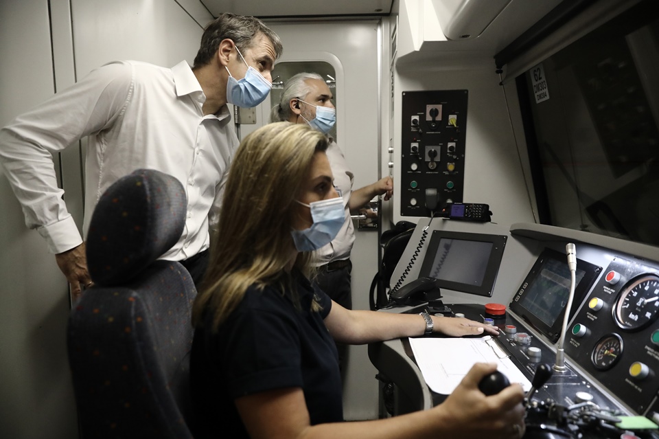 Κυρ. Μητσοτάκης από μετρό Νίκαιας: «Το είπαμε, το κάναμε» (φωτογραφίες)-3