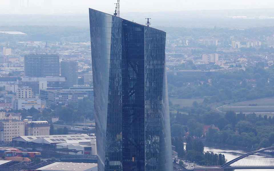 Το παράδοξο ράλι των χρηματιστηρίων-3