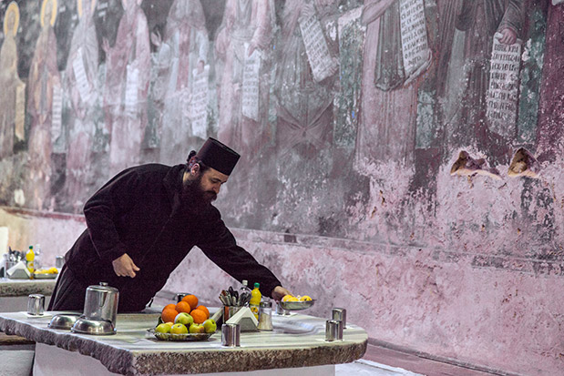 Τo Άγιον Όρος πήρε τα μέτρα του-1