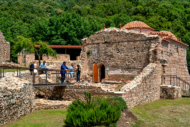 Ανατολική Χαλκιδική γεμάτη ιστορία και ιστορίες-5