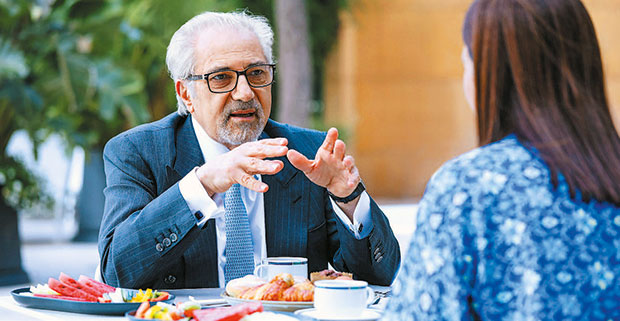 Διαβάστε στην «Καθημερινή της Κυριακής»-7