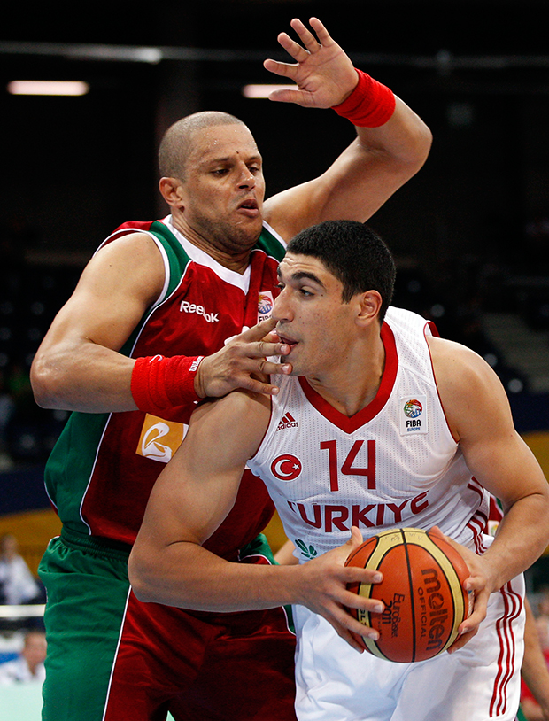 Ενές Καντέρ στην «Κ»: Δεν ξεχνάμε τη γενναιόδωρη Ελλάδα-2