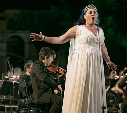 Ανίτα Ρατσβελισβίλι: «Χωρίς μουσική δεν υπάρχει ζωή»-1