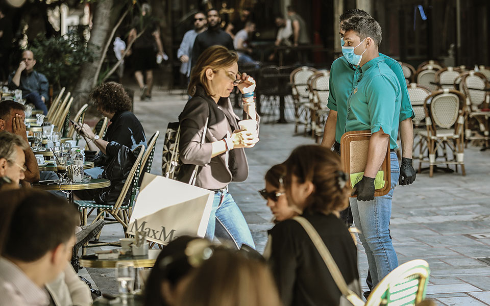 Οι γειτονιές αντέχουν, το κέντρο ζορίζεται-2