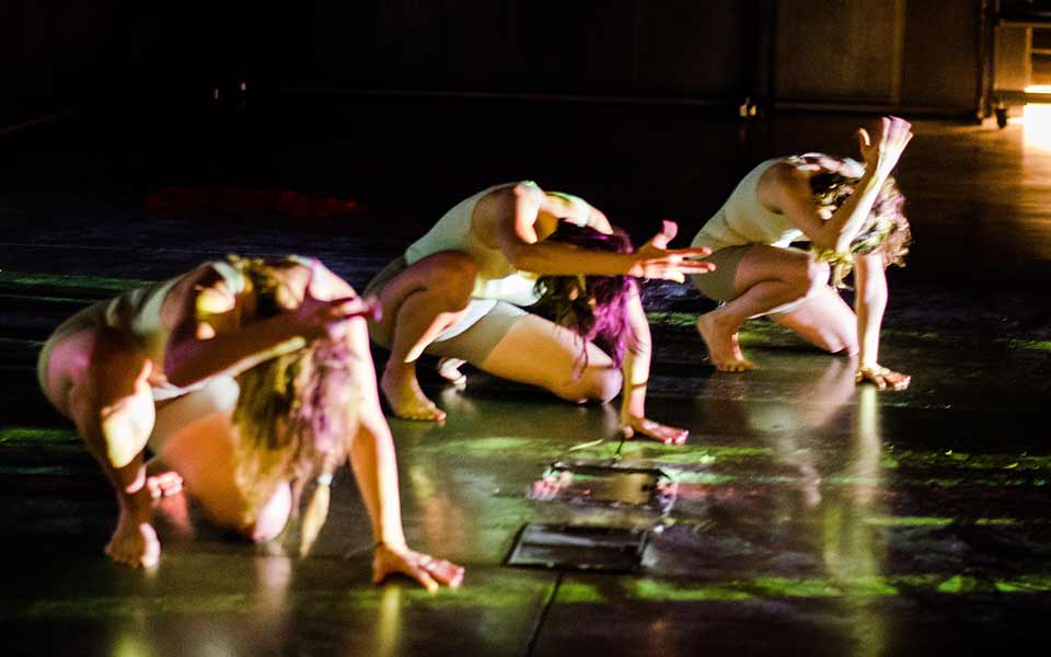 Ο χορός των νετρίνων μας ανοίγει νέους ορίζοντες-1