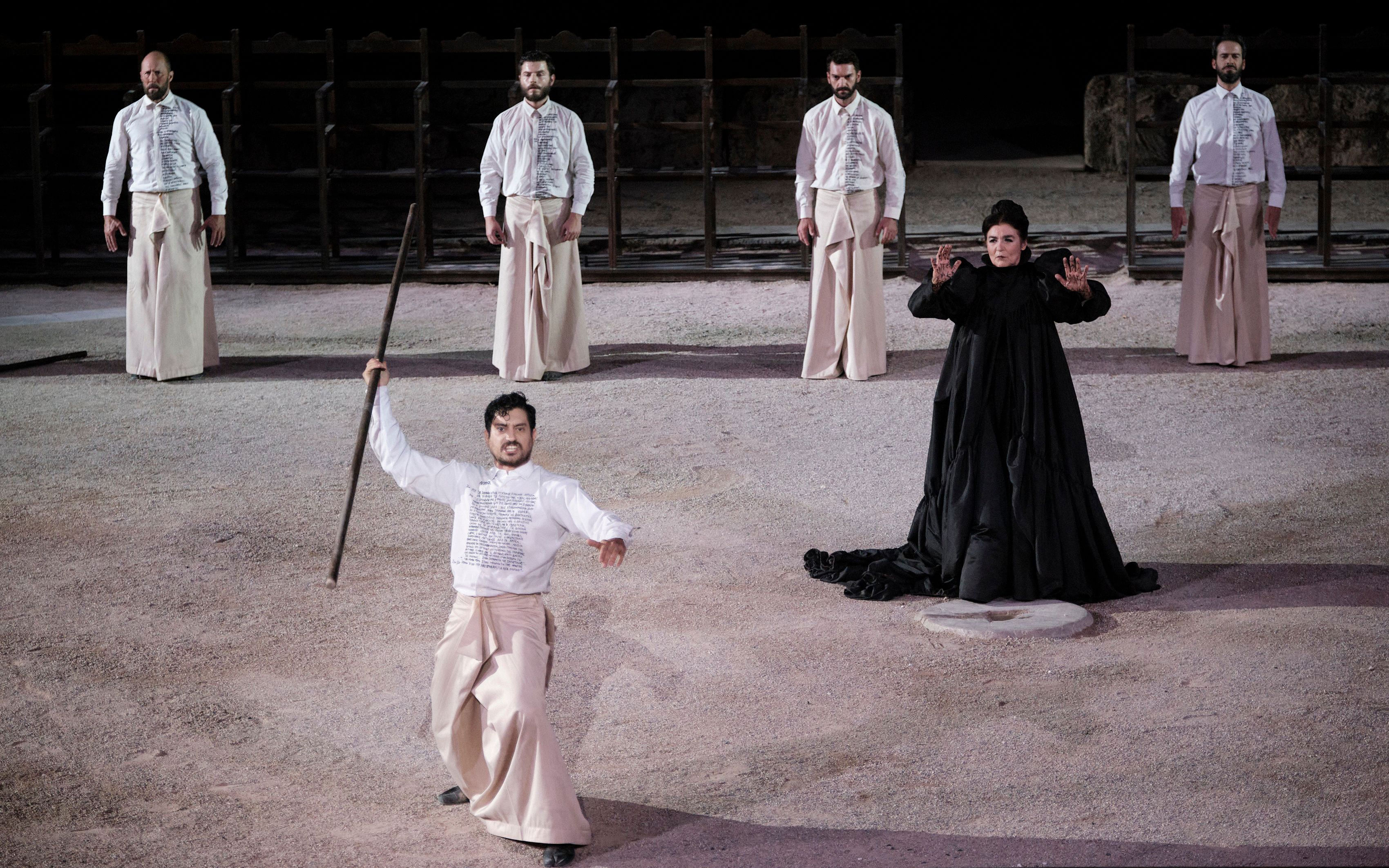 Επίδαυρος: Την τραγωδία «Πέρσες» παρακολούθησε ο Κυρ. Μητσοτάκης-2