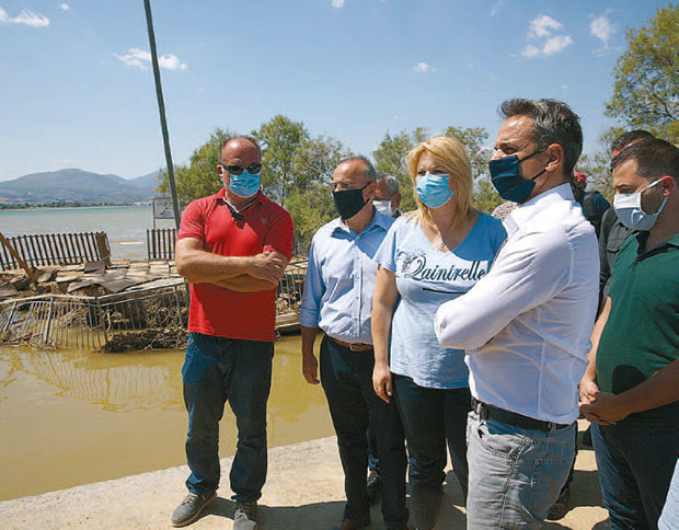 Εύβοια: Η φονική πλημμύρα, τα ερωτήματα και το «112»-1