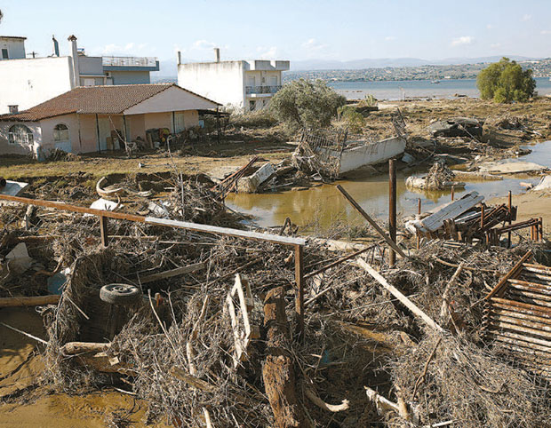Εύβοια: Η φονική πλημμύρα, τα ερωτήματα και το «112»-2