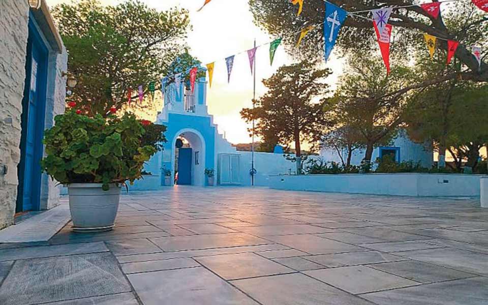 Ο Δήμος Κέας ανακήρυξε επίτιμο δημότη τον εφοπλιστή Αθανάσιο Μαρτίνο για την προσφορά του-1