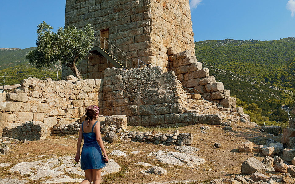 «ΚΑΠΑ» / «ΤΑΞΙΔΙΑ», αυτή την Κυριακή, αφιέρωμα στο μεγάλο θέμα των ημερών, τη σχέση των νέων με την έξαρση της πανδημίας-10