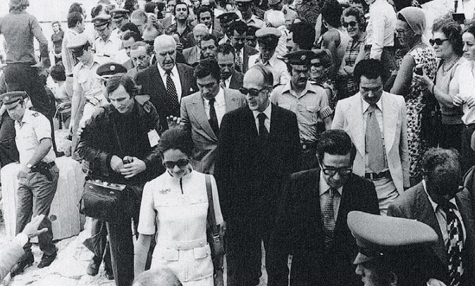 Προσέγγιση της Ελλάδας με τη Γαλλία-1