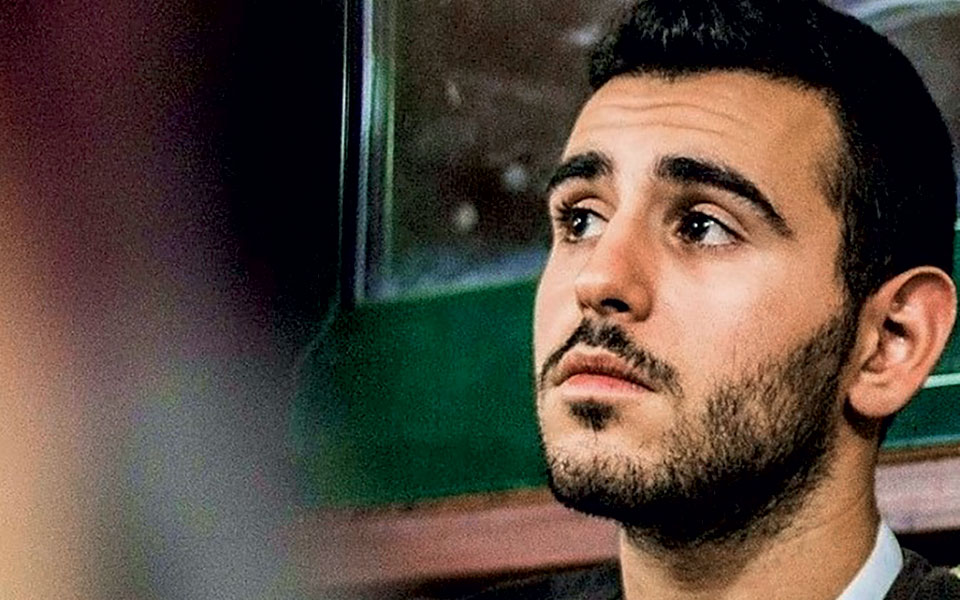 Αλίμονο στους νέους-4