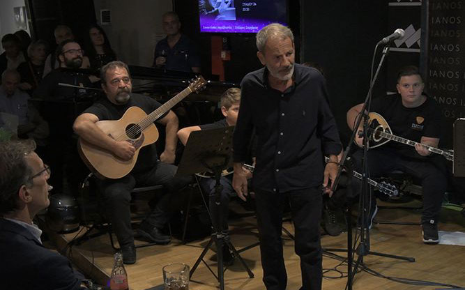 Oταν το ρεμπέτικο συνάντησε τους αστούς στην Ερμούπολη-2