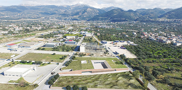 Ενα κτίριο λειτουργικό και μυστικιστικό-1