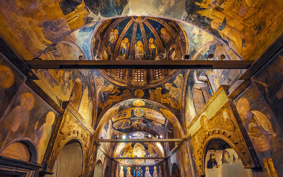 Διαβάστε στην «Καθημερινή της Κυριακής»-7