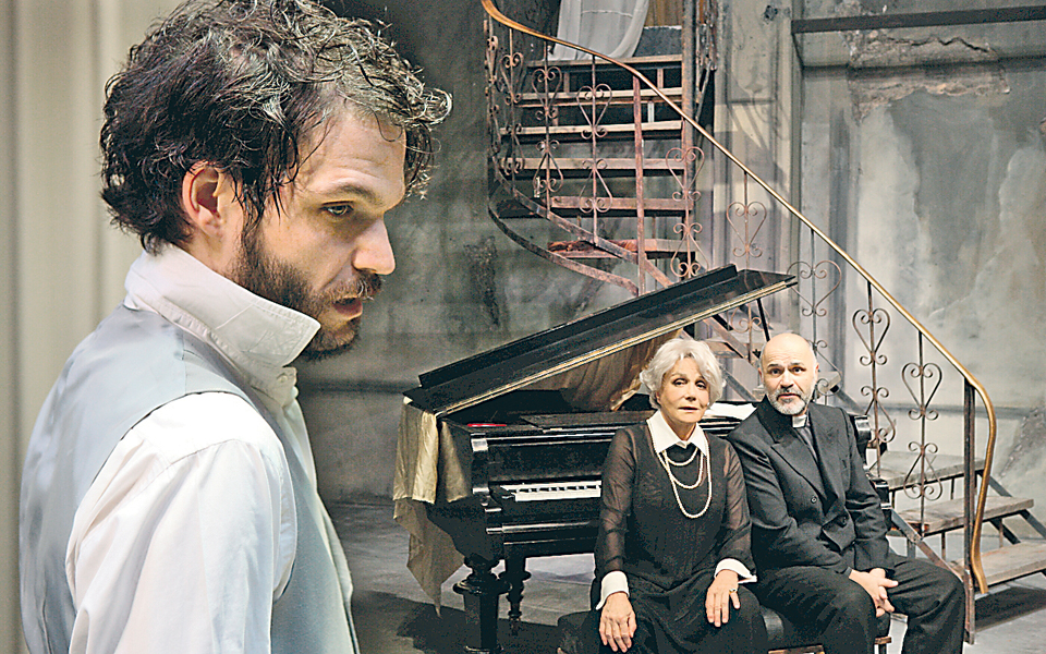 παράσταση-με-κρυφά-φάρδητα-2004086