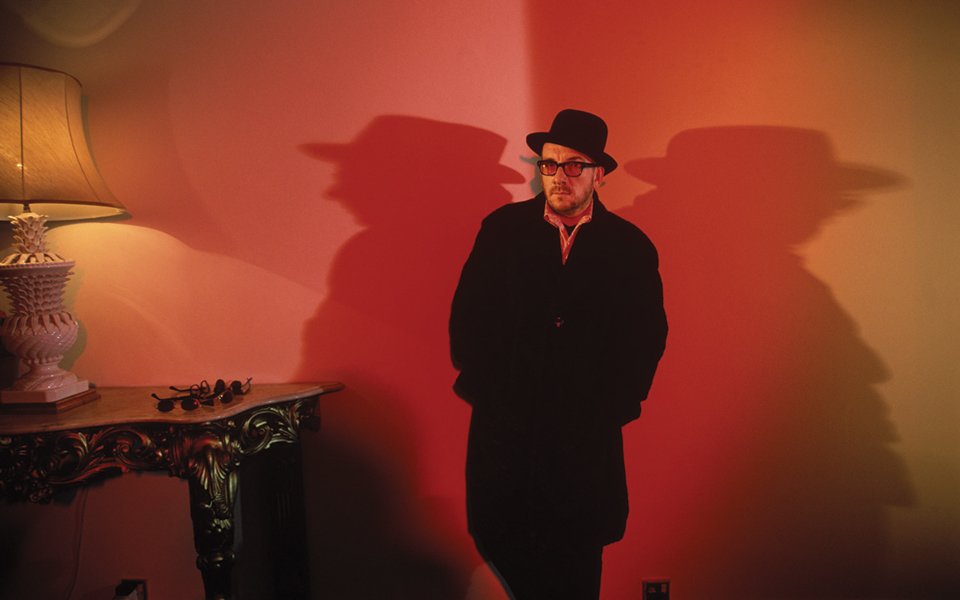 ο-ανήσυχος-και-πάντα-δημιουργικός-ελβ-2001951