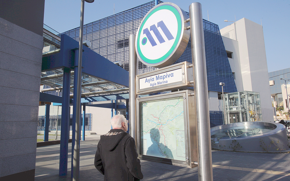 μετρό-η-μισή-αθήνα-στην-αναμονή-2002900