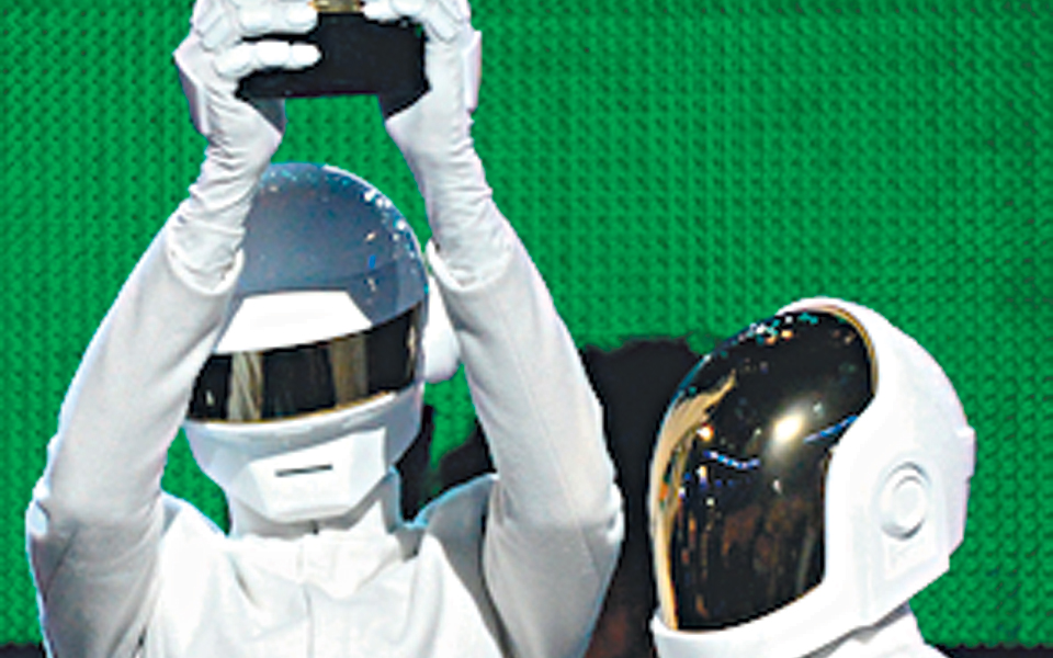 εκλεψαν-τις-εντυπώσεις-οι-daft-punk-2003507