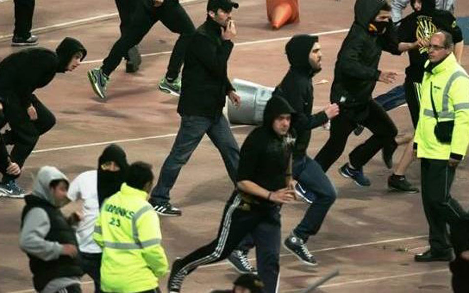 αεκ-βαρύς-ο-πέλεκυς-για-τα-επεισόδια-2002977