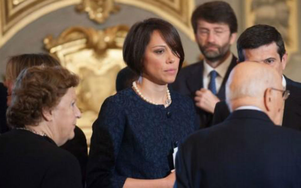 νέο-πολιτικό-σκάνδαλο-με-πρωταγωνίστ-2001488