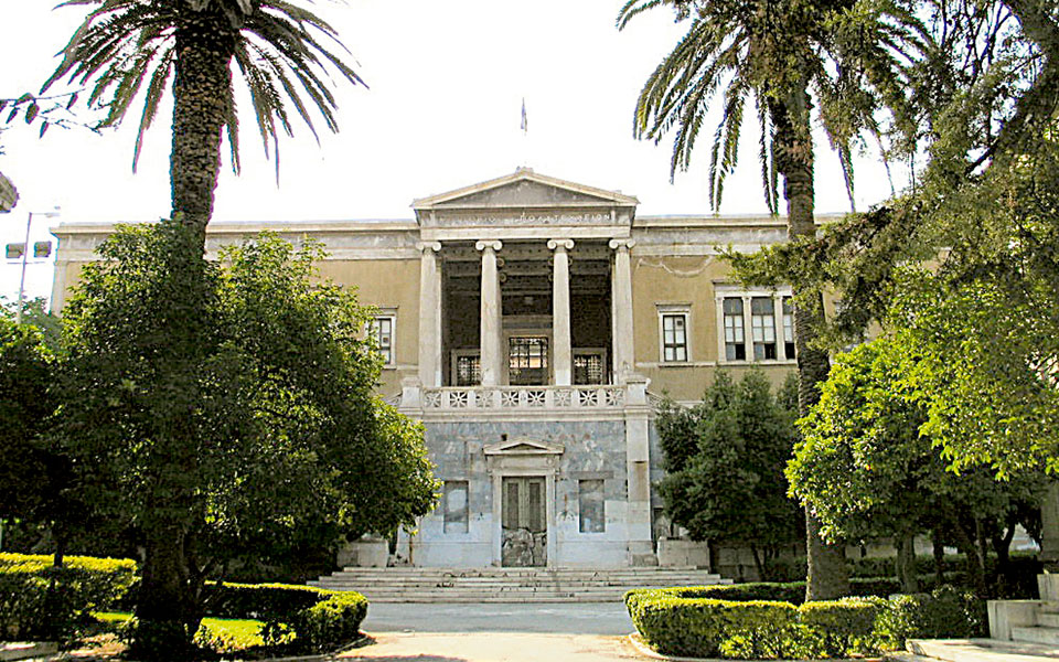 το-1-3-των-ελληνικών-επιχειρήσεων-δεν-βρ-2000794