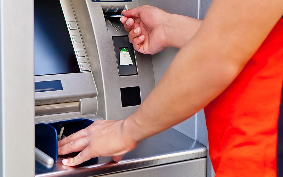 to-95-των-ατμ-θα-επηρεασθεί-από-τον-θάνατο-2002067