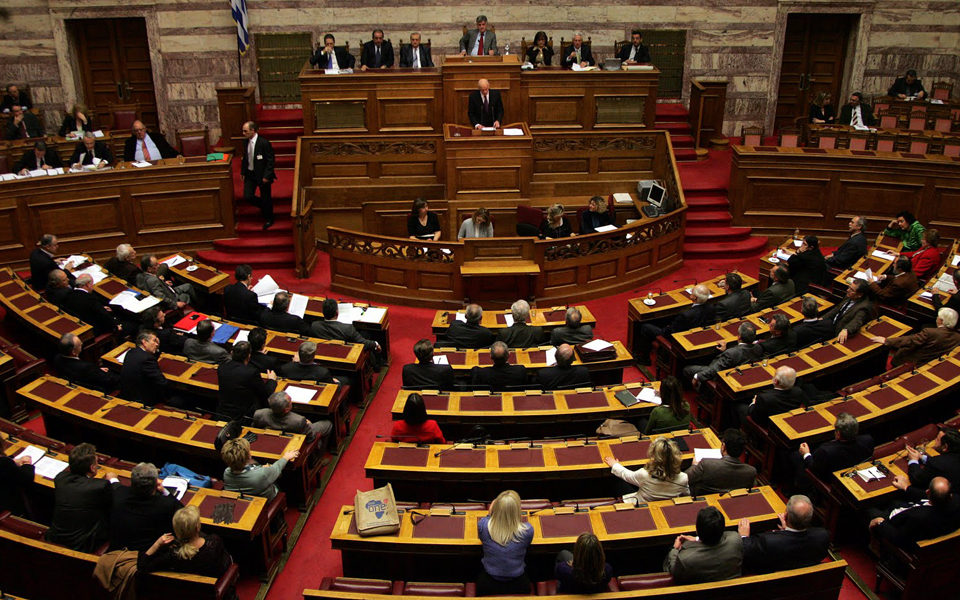 σφοδρή-σύγκρουση-κυβέρνησης-συριζα-γ-2004147