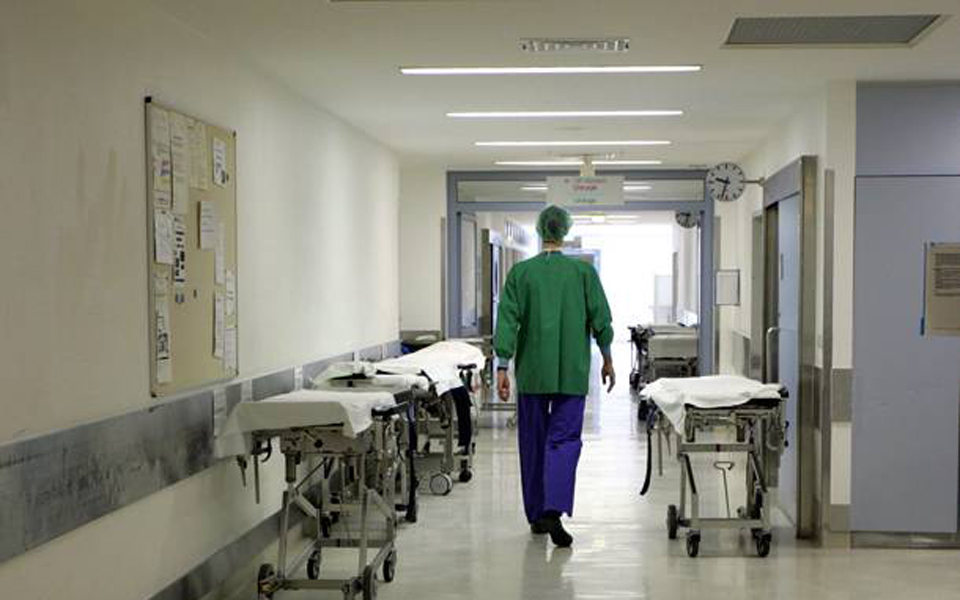 ευθύνες-στους-γιατρούς-επιρρίπτει-ο-ε-2004286