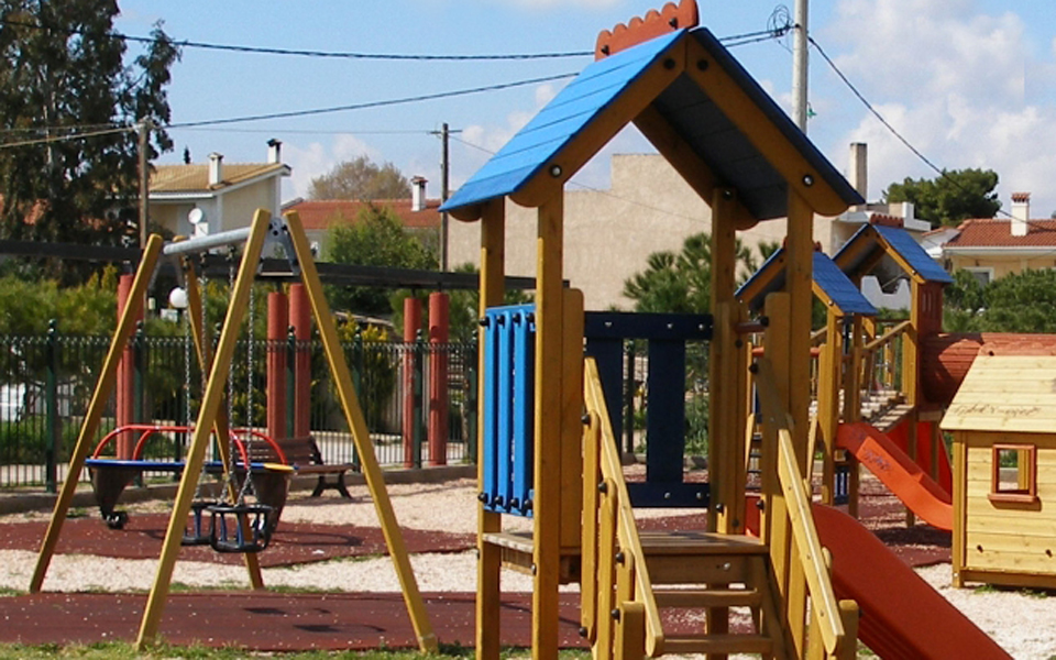 προ-βολες-μια-έκπληξη-στην-κυψέλη-2000839