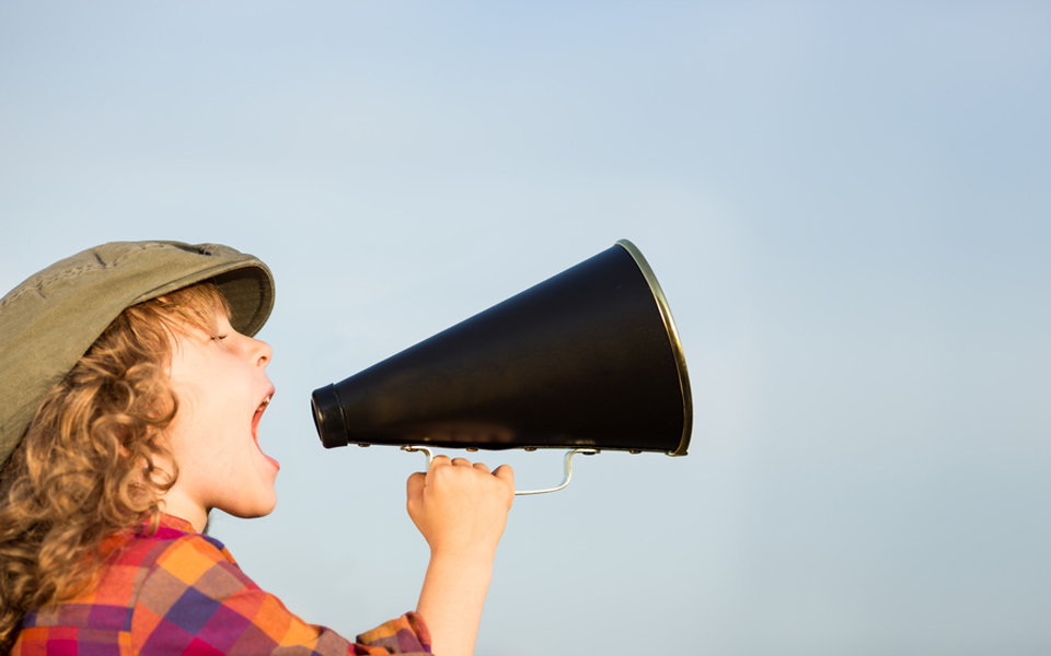 το-ε-υ-ζη-ν-επιστρέφει-στα-σχολεία-2003405