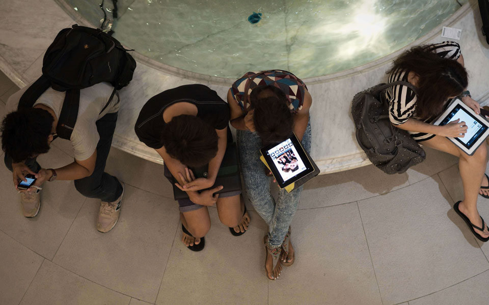 τα-smartphones-κατέχουν-το-53-στο-σύνολο-των-πωλήσ-2002859