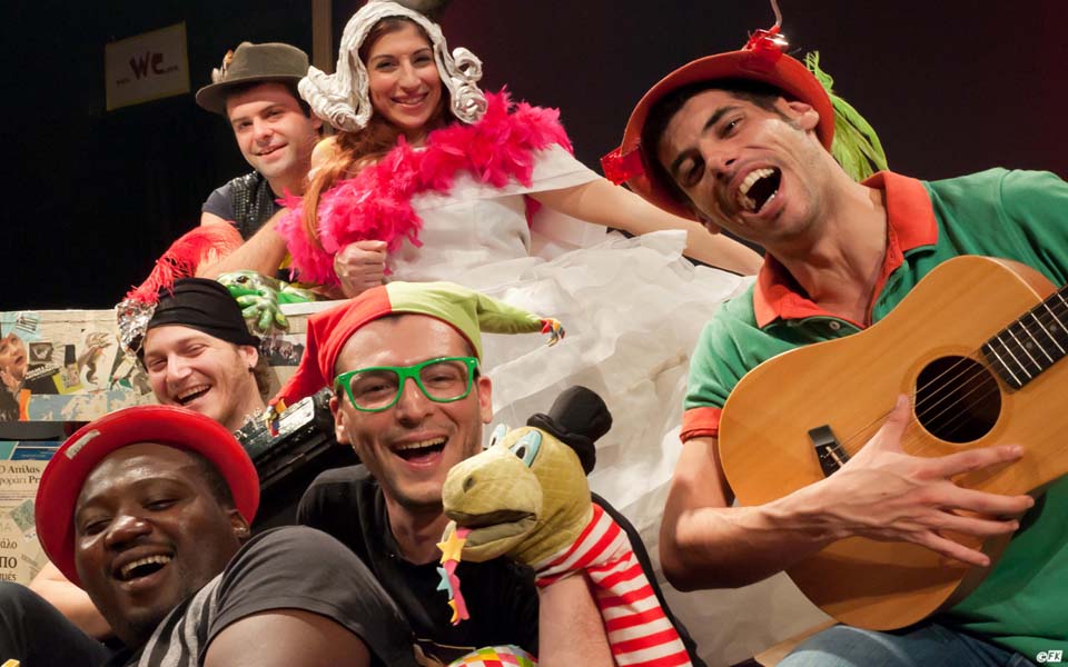 θέατρο-σπείρα-σπείρα-με-σπιρούνια-2000902