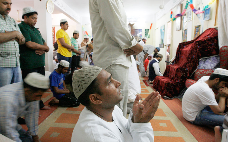 αδέσποτη-χώρα-2003758