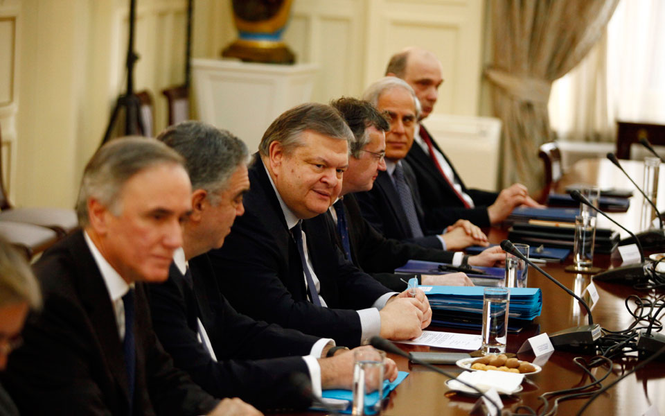 χαμηλοί-τόνοι-στη-συνεδρίαση-του-εσεπ-2003542