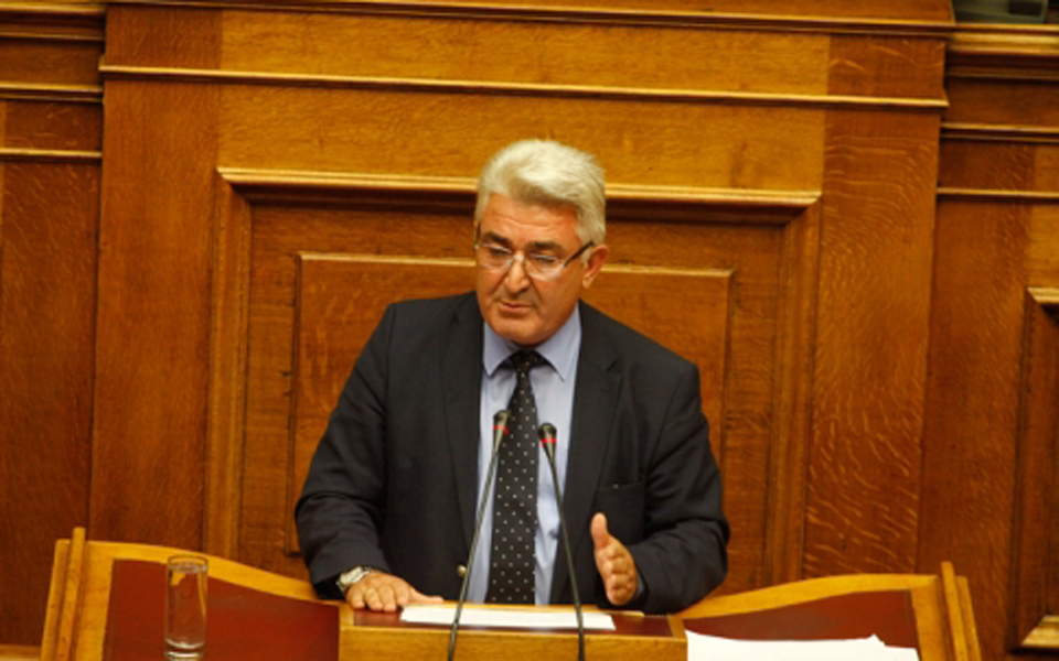 επανάσταση-χαρακτήρισε-τη-χούντα-ο-2002478