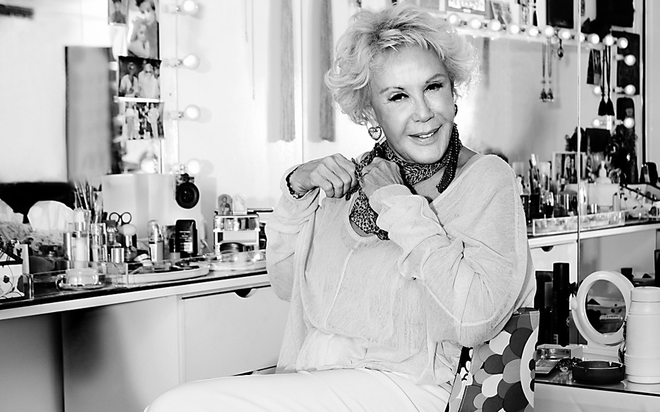 ζωή-λάσκαρη-η-ελλάδα-της-πλαστής-ευμάρ-2009718