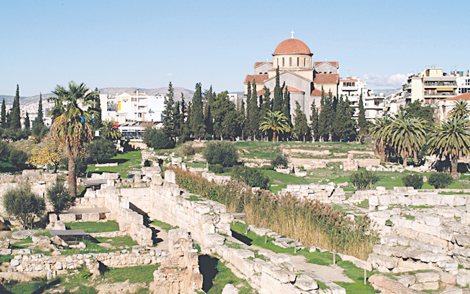 η-ιερά-οδός-στον-κεραμεικό-2005328