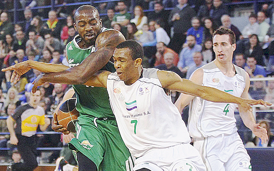 σκληρή-προπόνηση-και-μάθημα-στη-δρ-2005329