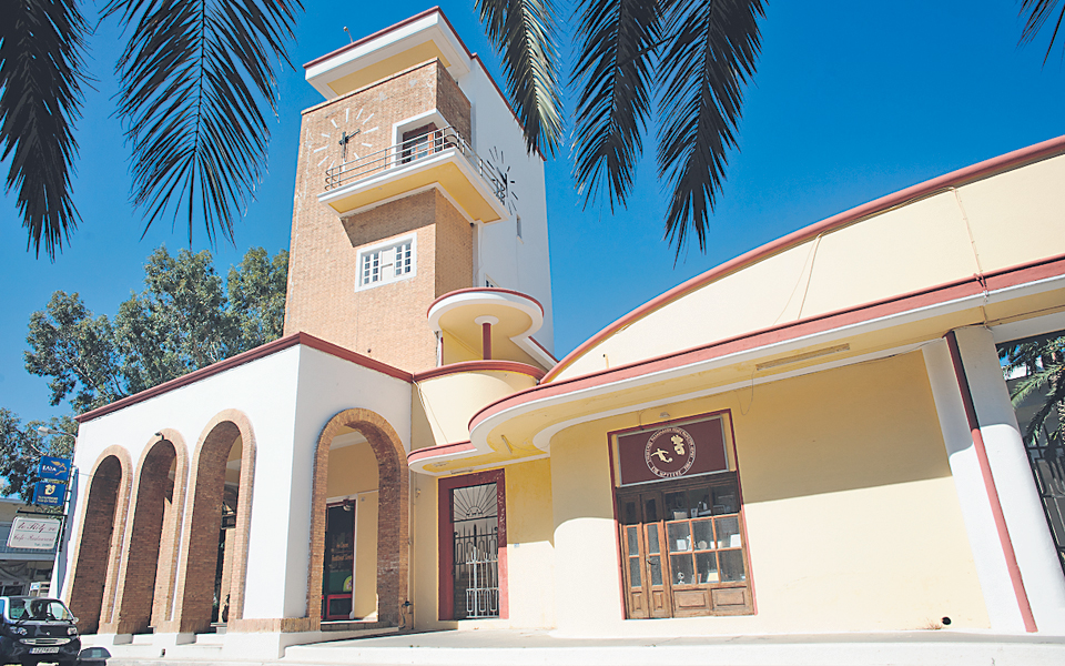 το-λακκί-της-λέρου-ένα-μήνυμα-από-το-πα-2005421